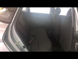 Hyundai i20 1.2 Motion - Image 11