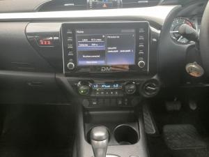 Toyota Hilux 2.8GD-6 double cab 4x4 Raider auto - Image 8