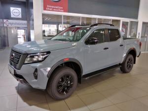 Nissan Navara 2.5DDTi double cab PRO-4X 4x4 - Image 2