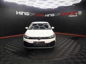 Volkswagen Polo sedan 1.6 manual - Image 2