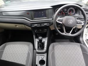 Volkswagen Polo sedan 1.6 manual - Image 8