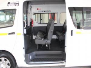 Toyota QUANTUM/HIACE 2.5 D-4D Sesfikile 16s - Image 8
