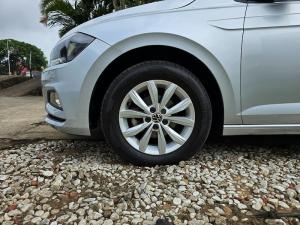 Volkswagen Polo 1.0 TSI Comfortline DSG - Image 24