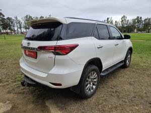 Toyota Fortuner 2.8GD-6 - Image 2