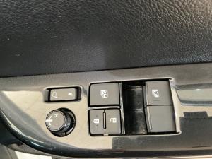 Toyota Hilux 2.4GD-6 Xtra cab Raider auto - Image 10