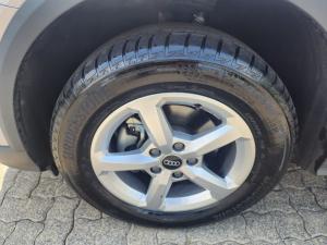 Audi Q2 35 Tfsi TIP - Image 10