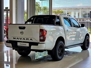 Nissan Navara 2.5DDTi double cab LE Plus