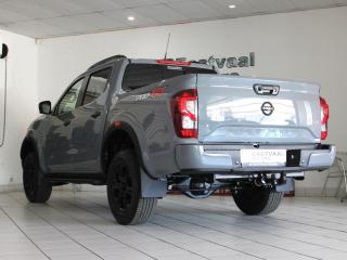 Nissan Navara 2.5DDTi double cab PRO-2X