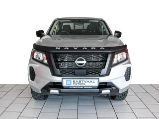 Nissan Navara 2.5DDTi double cab SE Plus auto