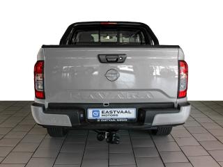 Nissan Navara 2.5DDTi double cab SE Plus auto