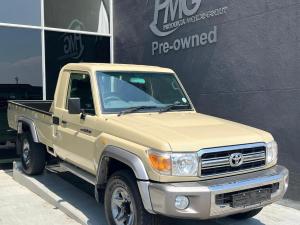 2014 Toyota Land Cruiser 79 4.2D single cab