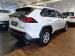 Toyota RAV4 2.0 GX auto - Thumbnail 3