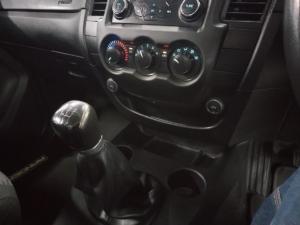 Ford Ranger 2.2TDCi (aircon) - Image 9