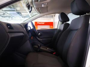 Volkswagen Polo Vivo hatch 1.4 Comfortline - Image 11