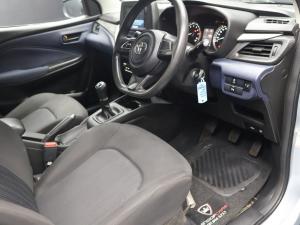 Toyota Starlet 1.5 XR manual - Image 9