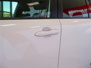 Toyota Corolla Cross 1.8 Xi - Image 14