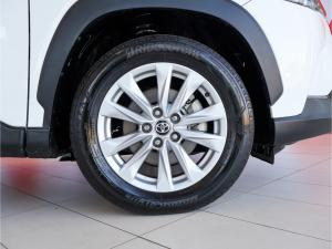 Toyota Corolla Cross 1.8 Xi - Image 15