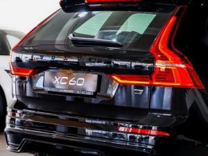 Volvo XC60 T8 Recharge AWD Ultimate Black Edition - Image 10