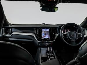 Volvo XC60 T8 Recharge AWD Ultimate Black Edition - Image 13