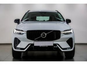 Volvo XC60 B5 AWD Ultimate Dark - Image 2