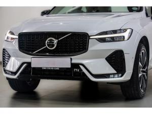 Volvo XC60 B5 AWD Ultimate Dark - Image 5