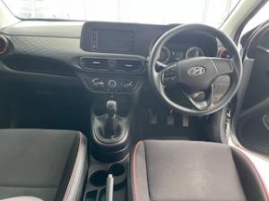 Hyundai Grand i10 1.0 Premium hatch - Image 7