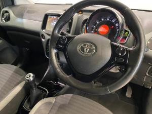 Toyota Aygo 1.0X-CLUSIV - Image 14