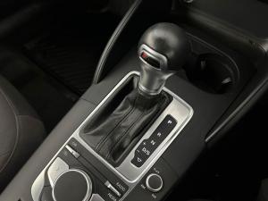 Audi A3 Sportback 1.0 Tfsi Stronic - Image 11