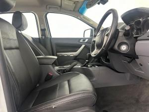 Ford Ranger 3.2TDCi XLT 4X4 automaticD/C - Image 13