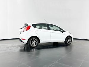 Ford Fiesta 1.0 Ecoboost Trend Powershift 5-Door - Image 4