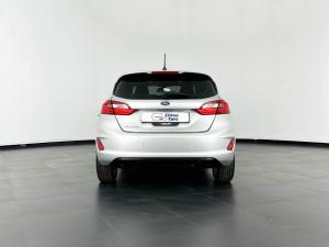 Ford Fiesta 1.0 Ecoboost Trend 5-Door automatic - Image 4