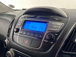 Hyundai iX35 2.0 Premium - Image 10