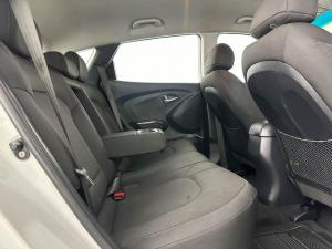 Hyundai iX35 2.0 Premium - Image 7