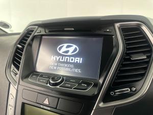 Hyundai SANTA-FE R2.2 AWD Exec 7S automatic - Image 4