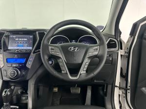 Hyundai SANTA-FE R2.2 AWD Exec 7S automatic - Image 7