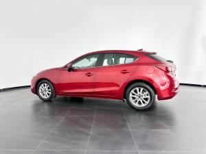 Mazda MAZDA3 1.6 Dynamic 5-Door - Image 2