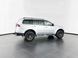 Mitsubishi Pajero Sport 2.5D 4X4 automatic - Image 7
