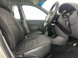 Nissan NP200 1.6 Safety PackS/C - Image 11