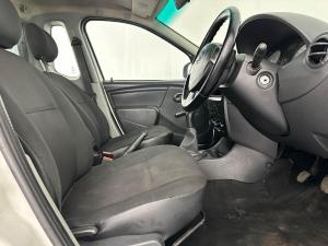Nissan NP200 1.6 Safety PackS/C - Image 7
