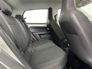 Volkswagen Move UP! 1.0 5-Door - Image 15