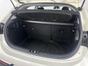Kia RIO 1.4 LX automatic 5-Door - Image 14