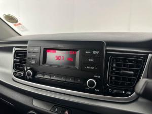 Kia RIO 1.4 LX automatic 5-Door - Image 6