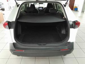 Toyota RAV4 2.0 GX CVT - Image 5