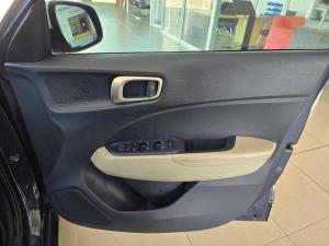 Hyundai Venue 1.0 Tgdi Fluid DCT - Image 15