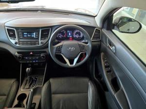 Hyundai Tucson 2.0 Premium automatic - Image 19