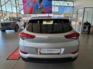 Hyundai Tucson 2.0 Premium automatic - Image 4