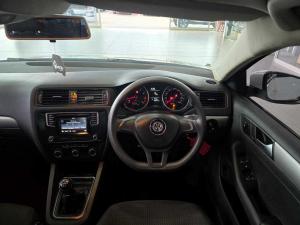 Volkswagen Jetta GP 1.6 Conceptline - Image 14