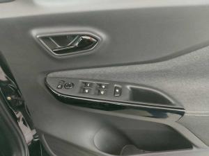 Nissan Magnite Kuro 1.0T CVT - Image 7