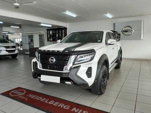 2024 Nissan Navara 2.5DDTI LE/LE Plus 4X4 automatic D/C