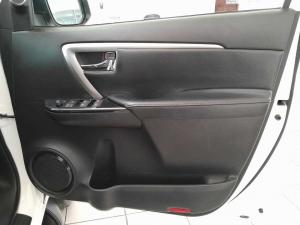 Toyota Fortuner 2.8GD-6 Raised Body automatic - Image 13